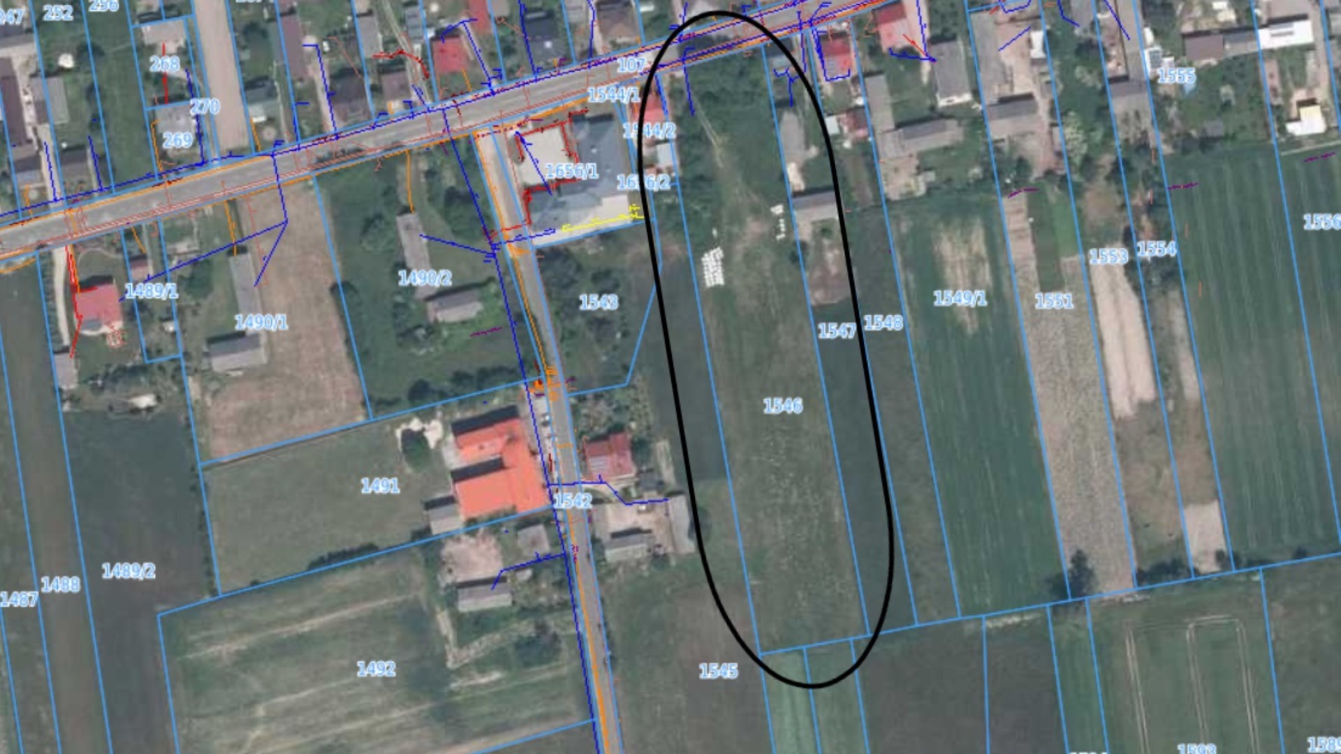 Działka na sprzedaż