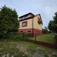 Dom na sprzedaż