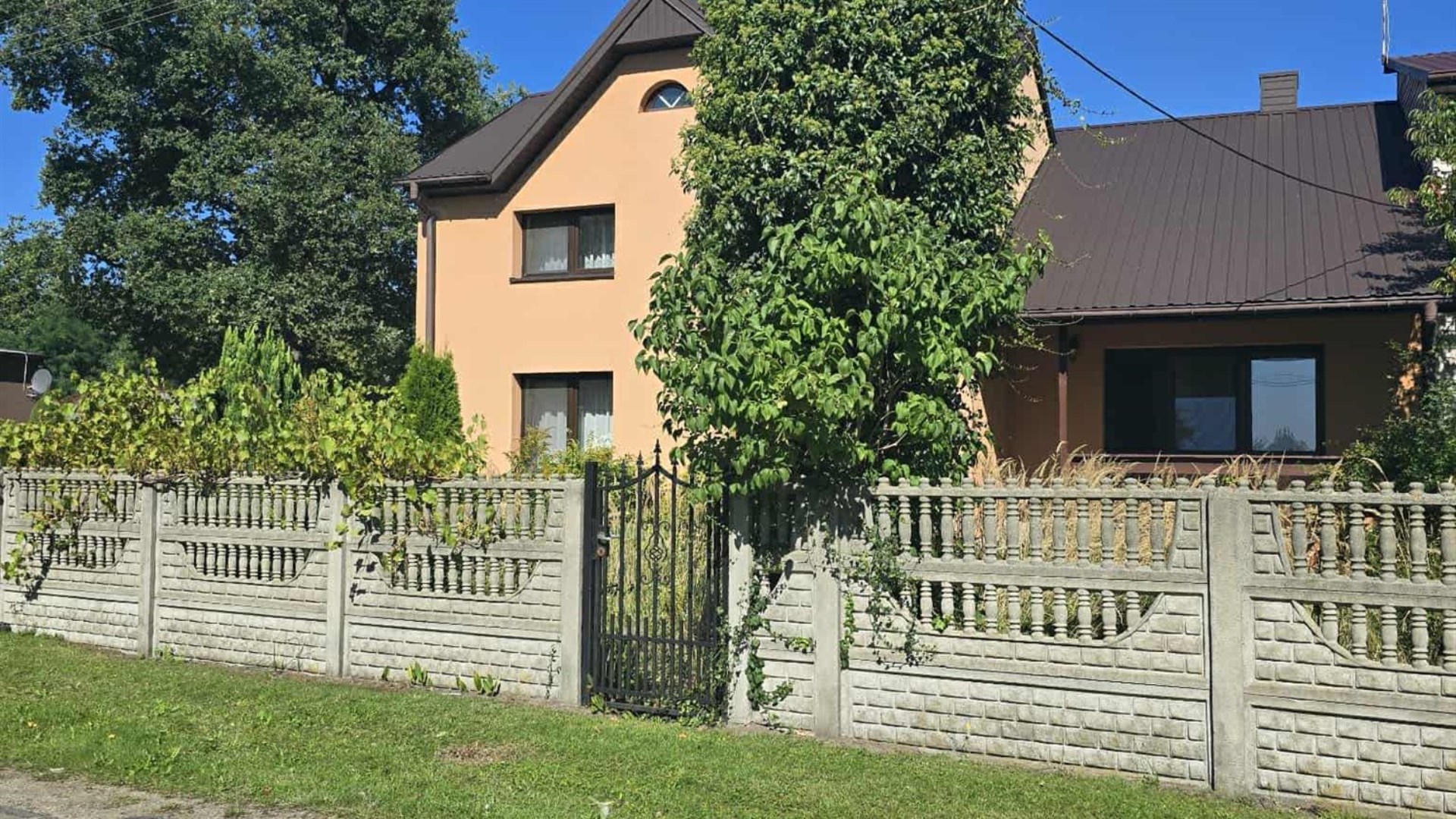 Dom na sprzedaż